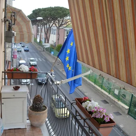 Campi Flegrei House ゲストハウス 4*