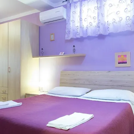 Campi Flegrei House *